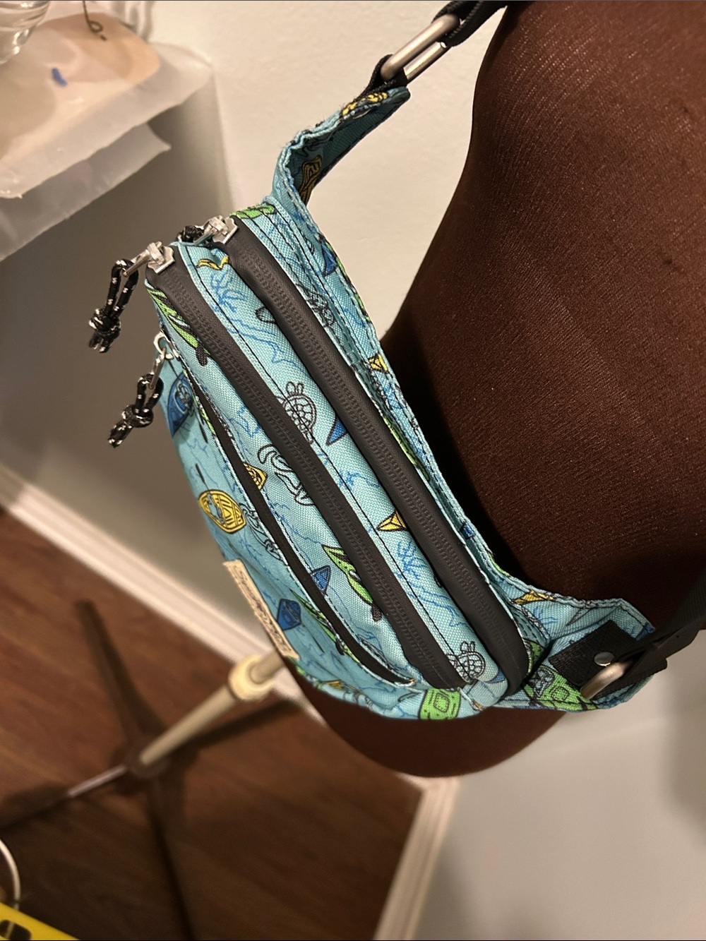 Hip pack, Float trip ranger Kayak Print Waist Bag w/ matching bottle holder - Picture 4 of 9